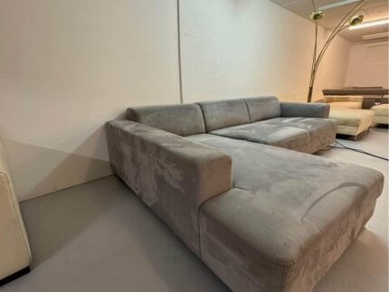 Grau Alcantara Ecksofa Gratis Lieferung 280x190cm mit Schlaffunktion BettSofa