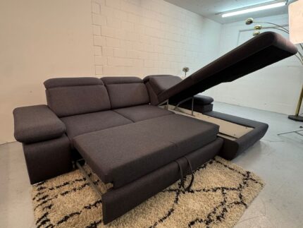 Ecksofa mit Stauraum und Bettfunktion