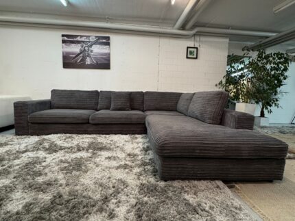 Pfister Cord Ecksofa ink. Lieferung