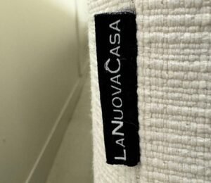 Wunderschönes Ecksofa von La Nuova Casa – Occasion Sofa kaufen bei SofaLab