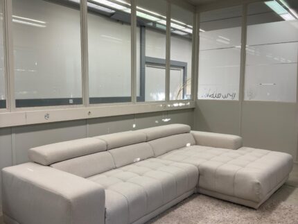 Bubble Sofa von Livique, Zustand wie neu Ink. Lieferung