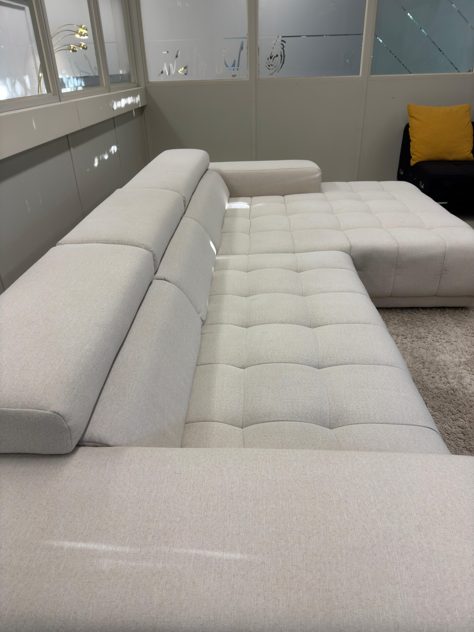 a997fa76-ec03-44b4-88eb-5b126546504b