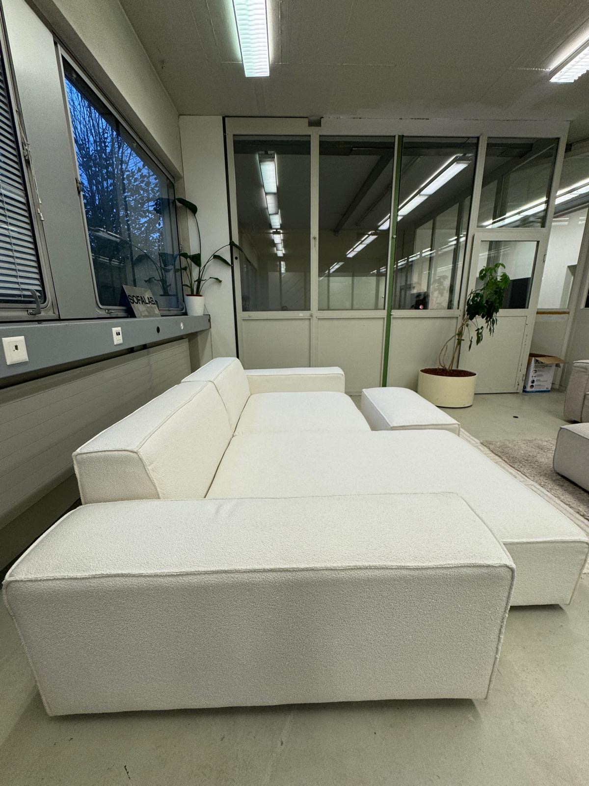 4d698577-8d2c-4f1e-bae4-9162da1b0deb