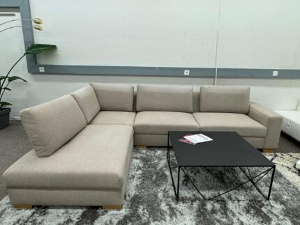 Beiges Ecksofa mit kostenloser Lieferung