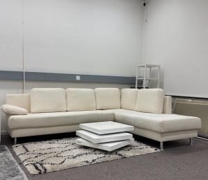 Hellgraues Ecksofa mit Bettfunktion – Occasion Sofa kaufen bei SofaLab