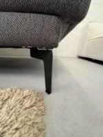 Neuwertiges Ecksofa in der Farbe Anchor Grey Ink. Lieferung – Occasion Sofa kaufen bei SofaLab