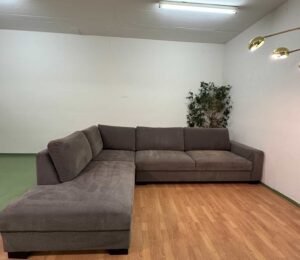Elegant corner sofa with washable pillowcases – buy Occasion sofa at SofaLab