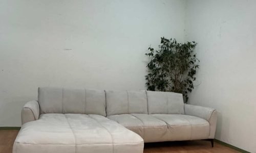 Beautiful Corner Sofa in cream beige – Occasion sofa buy at SofaLab