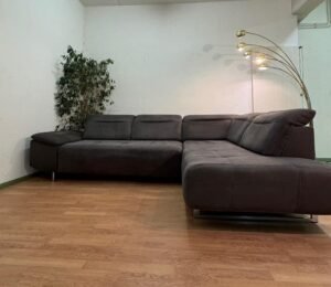Corner sofa with fully adjustable pillows – buy Occasion sofa at SofaLab
