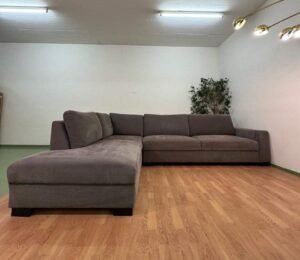Elegant corner sofa with washable pillowcases – buy Occasion sofa at SofaLab