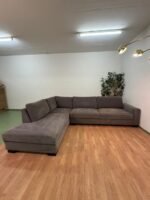 Elegantes Ecksofa mit waschbaren Kissenbezügen – Occasion Sofa kaufen bei SofaLab