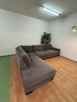 Elegantes Ecksofa mit waschbaren Kissenbezügen – Occasion Sofa kaufen bei SofaLab
