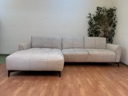 Beautiful Corner Sofa in cream beige – Occasion sofa buy at SofaLab