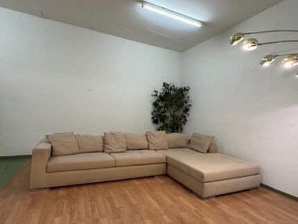 Corner Sofa in beige with removable covers – Occasion sofa for sale at SofaLab