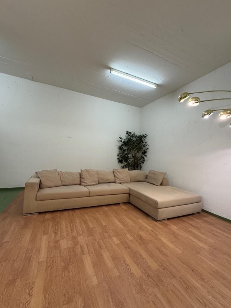 Corner Sofa Beige with removable covers – Occasion sofa for sale at SofaLab