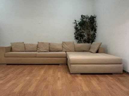 Corner Sofa in beige with removable covers – Occasion sofa for sale at SofaLab
