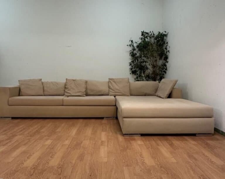 Corner Sofa in beige with removable covers – Occasion sofa for sale at SofaLab