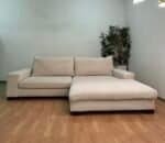 Beiges Ecksofa mit abwaschbaren Kissenbezügen – Occasion Sofa kaufen bei SofaLab