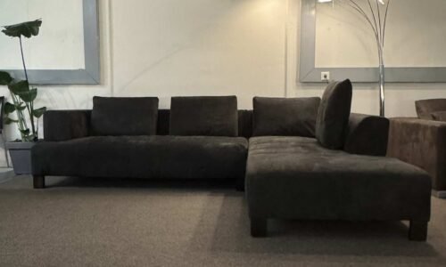 Natuzzi.Corner Sofa in Dark Blue Ink.Liefing – Occasion sofa for sale at SofaLab