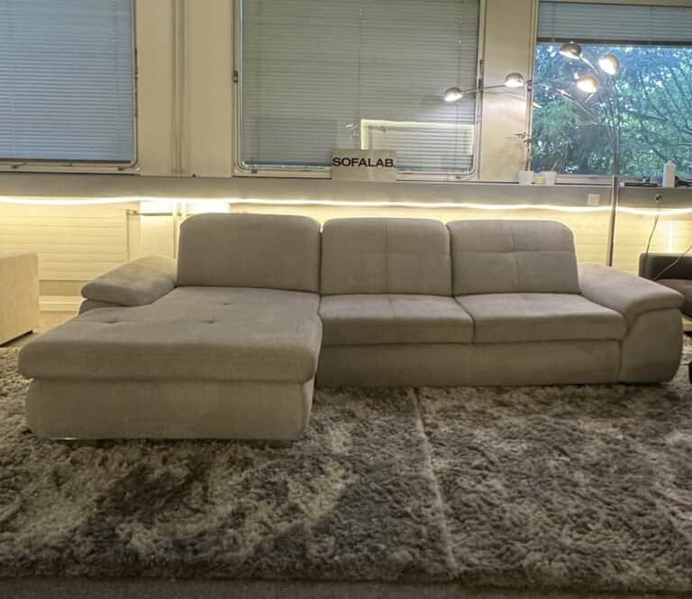 Light grey Corner Sofa with adjustable backrest – Occasion sofa for sale at SofaLab