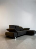 Corner Sofa Dark grey with adjustable seat cushions and armrests