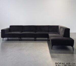 Modern Corner Sofa dark grey with chaise longue – Occasion sofa for sale at SofaLab
