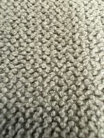 Ecksofa aus hellgrauem Stoff, inklusive aller Kissen - Image 9