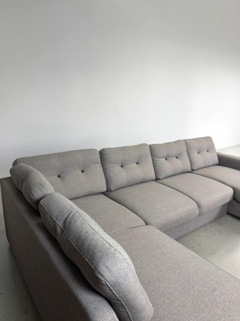 U-shaped sofa classic gray with sleep function and storage space – buy Occasion sofa at SofaLab