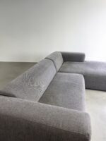 SITS Corner Sofa made of light gray fabric - Image 4