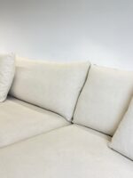 Cremeweißes Ecksofa aus hochwertigem Naturstoff - Image 4