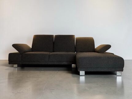 Corner Sofa Dark grey with adjustable seat cushions and armrests – Occasion sofa for sale at SofaLab