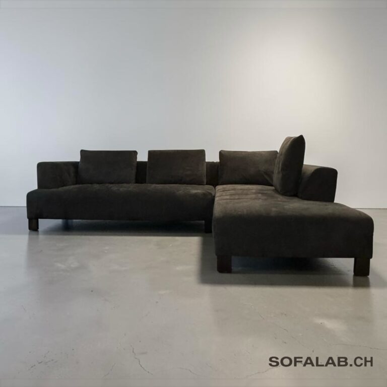 Corner Sofa Dark Blue By Natuzzi – Occasion sofa for sale at SofaLab