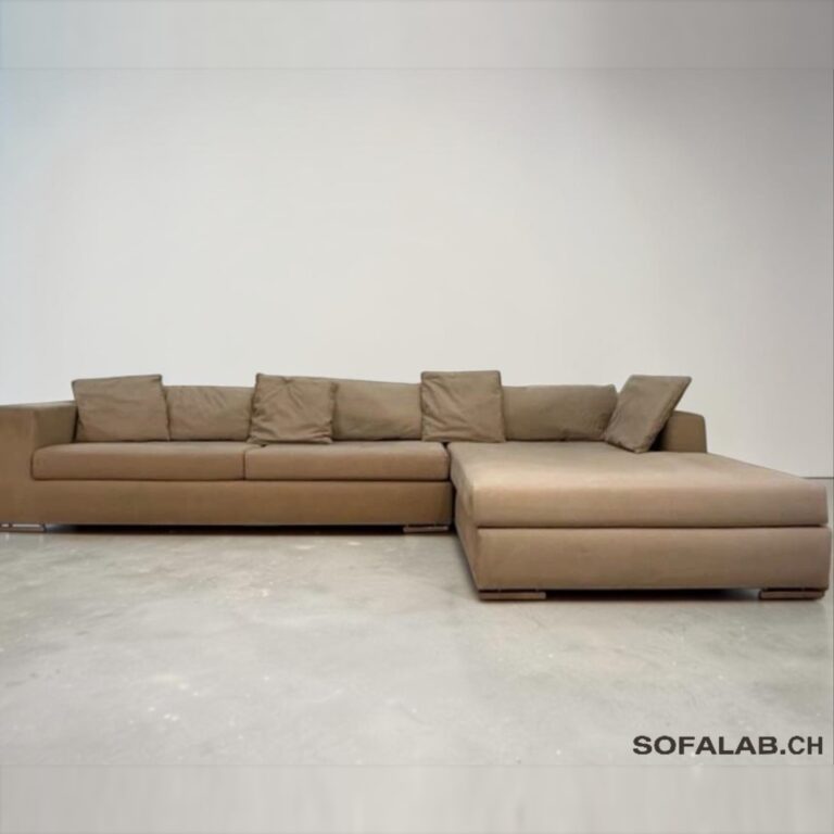 Corner Sofa Beige with removable covers – Occasion sofa for sale at SofaLab