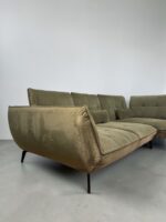 Corner Sofa Of olive-green velvet with adjustable backrests – Picture 2